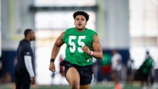 Coach | 2025 OL Commit Cameron Herron Will Add Plenty To Notre Dame