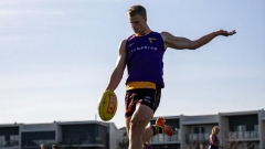 Why Notre Dame’s New Australian Punter Jasper Scaife Has Sky-High Upside